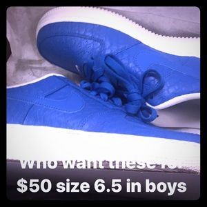 Blue Air Force One’s